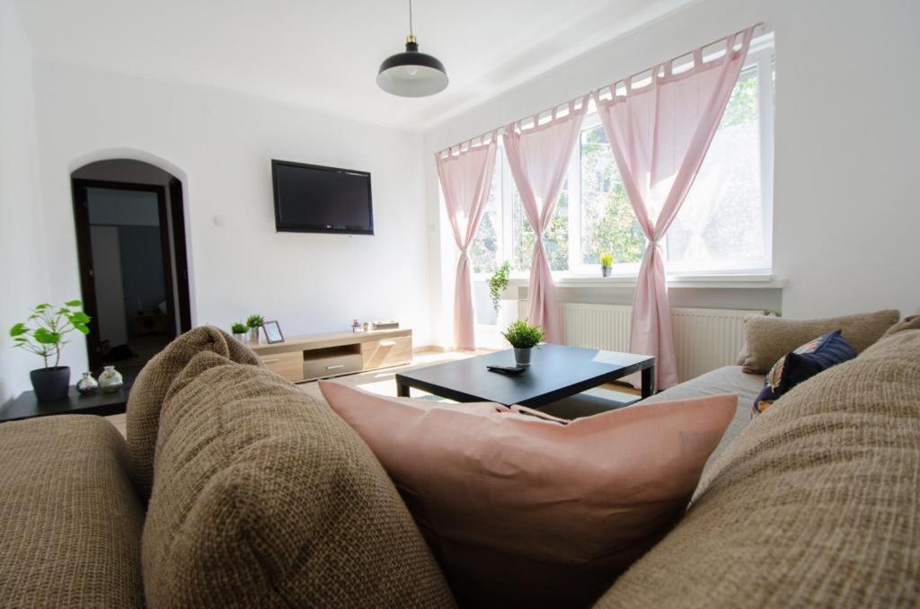 Bright Apartment Near Cismigiu And Old Town Bükreş Dış mekan fotoğraf